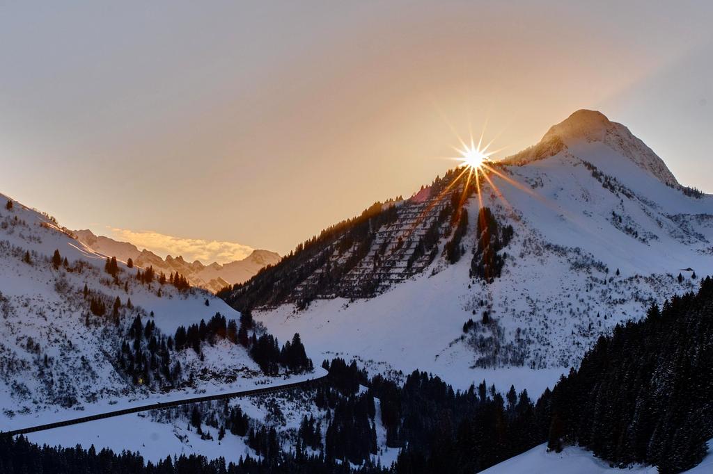 Photo of Michael Jones - Lead Travel Editor